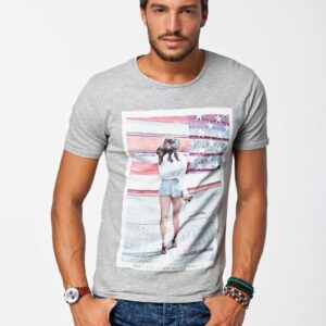 Graphic t-shirt